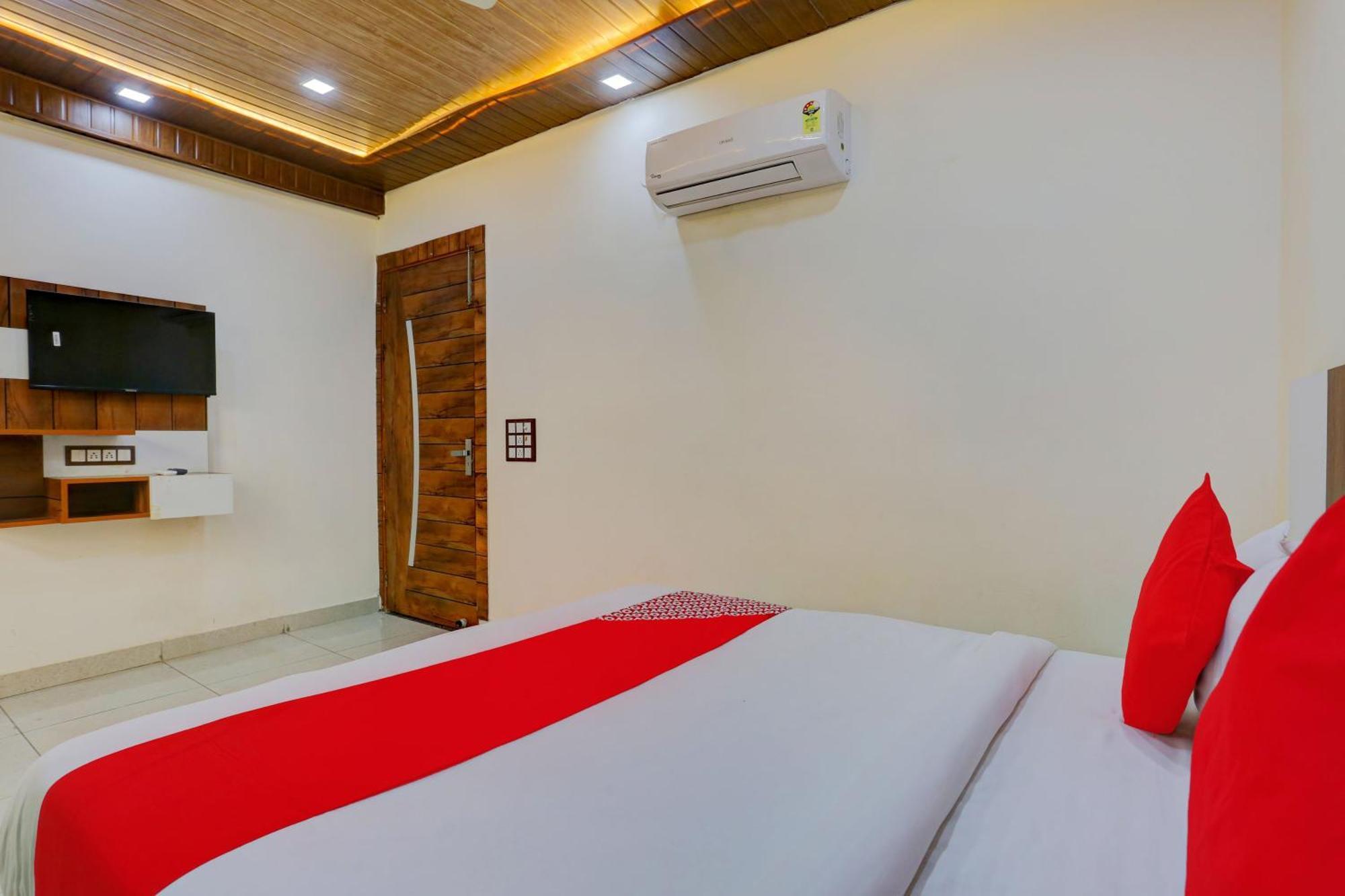 Hotel O Family Deluxe Nové Dillí Exteriér fotografie