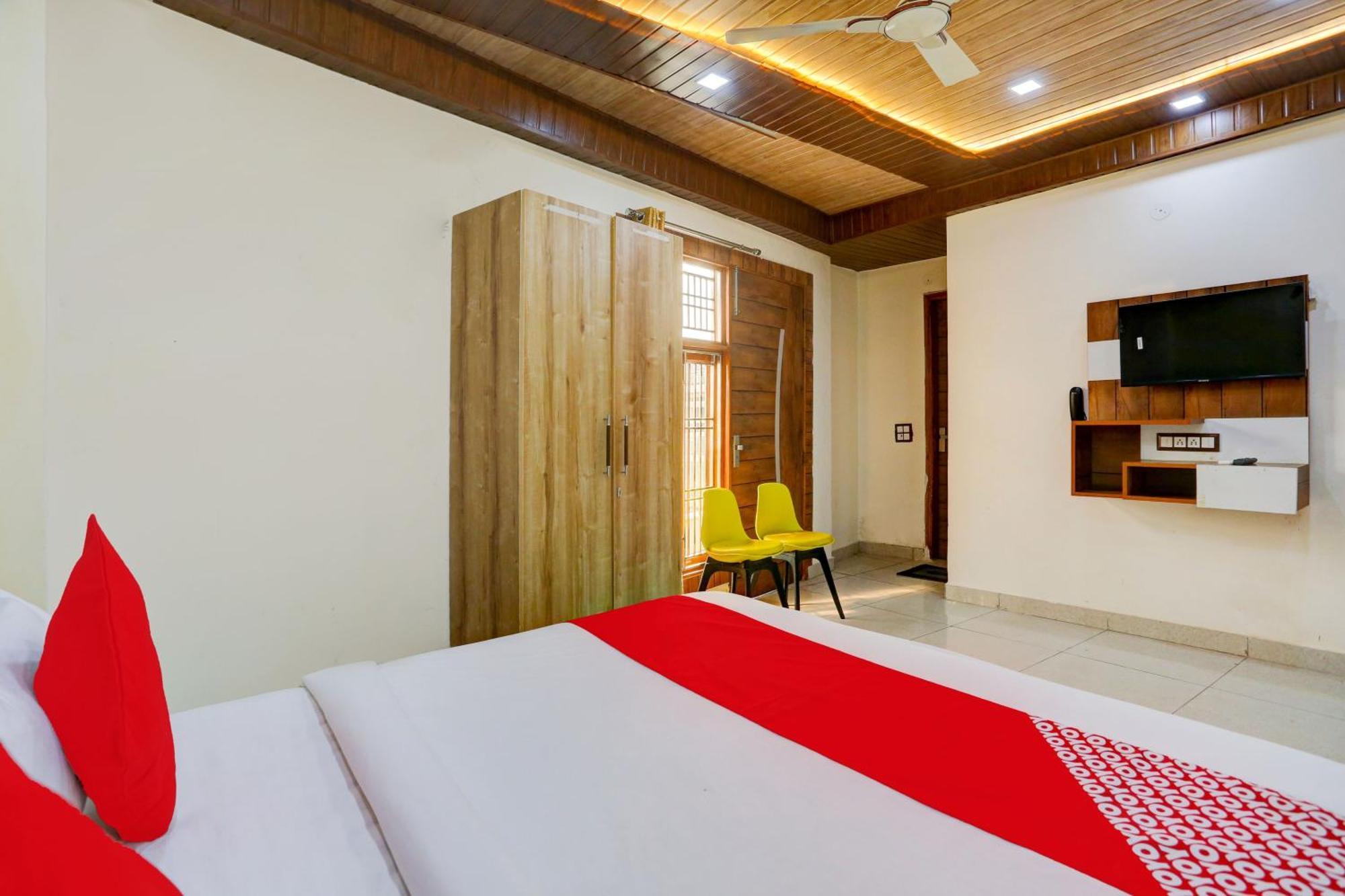 Hotel O Family Deluxe Nové Dillí Exteriér fotografie
